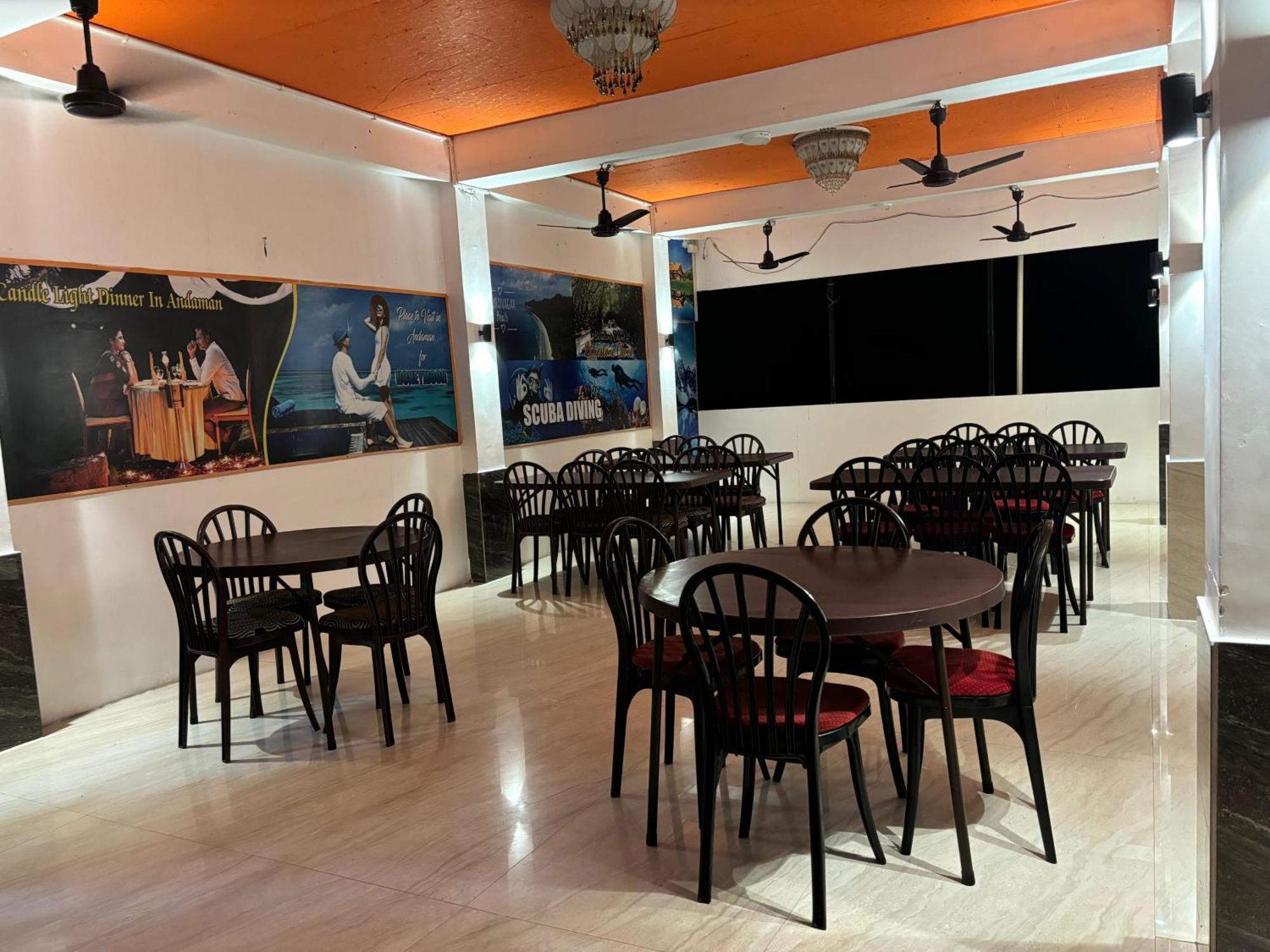 The Tamarind Tree Hotel & Restaurant Shadipur Екстер'єр фото