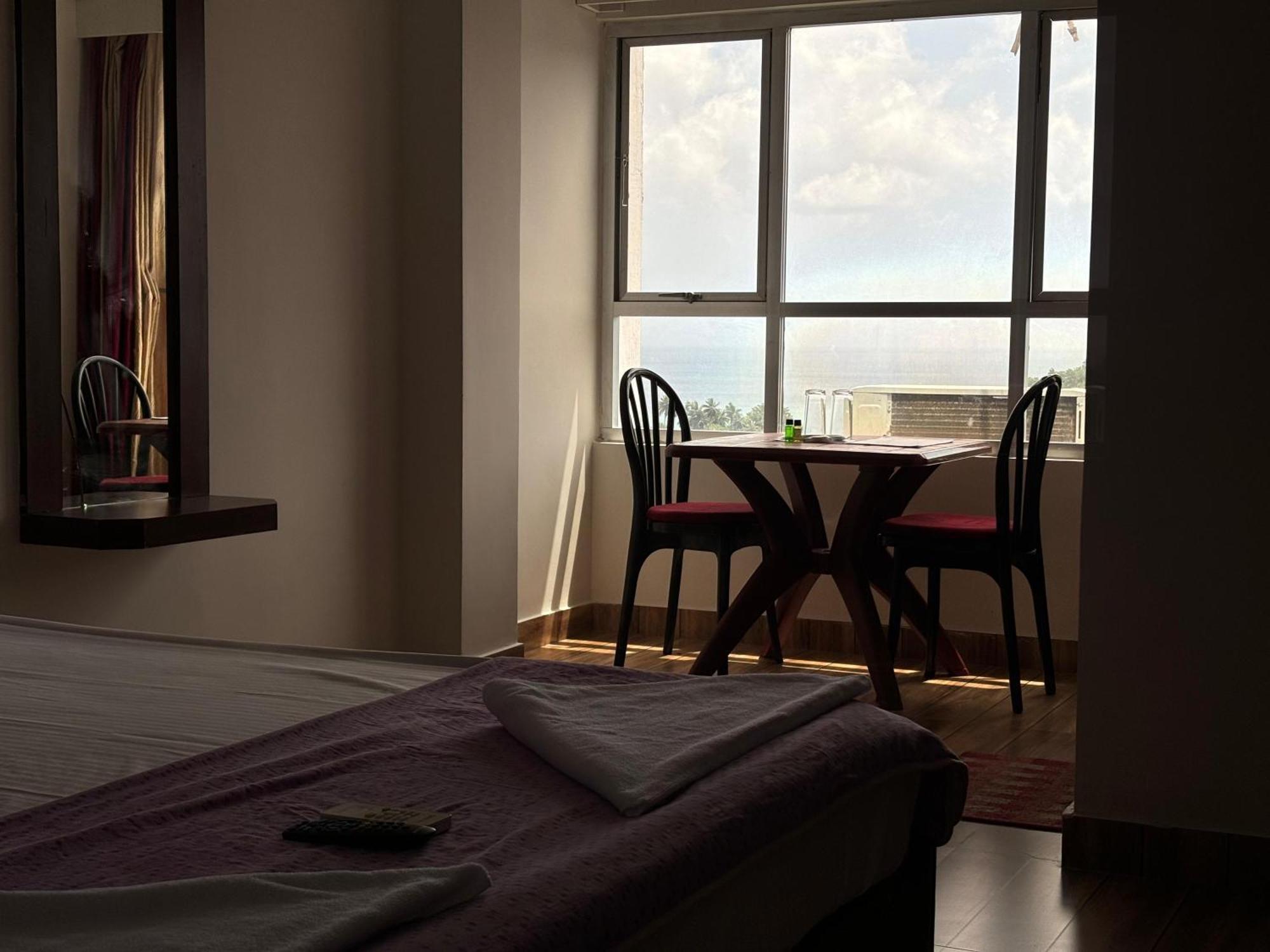 The Tamarind Tree Hotel & Restaurant Shadipur Екстер'єр фото